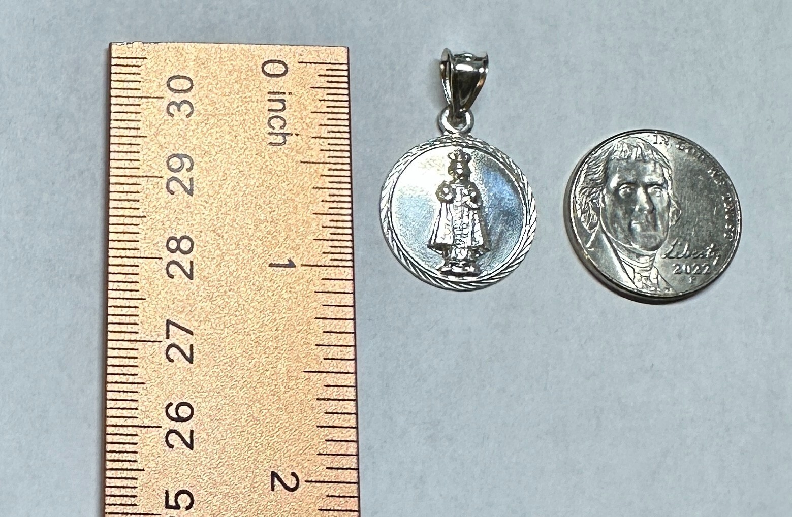 Sterling Silver 925 Holy Infant of Prague 19mm (0.75″ Diameter) Medal Pendant