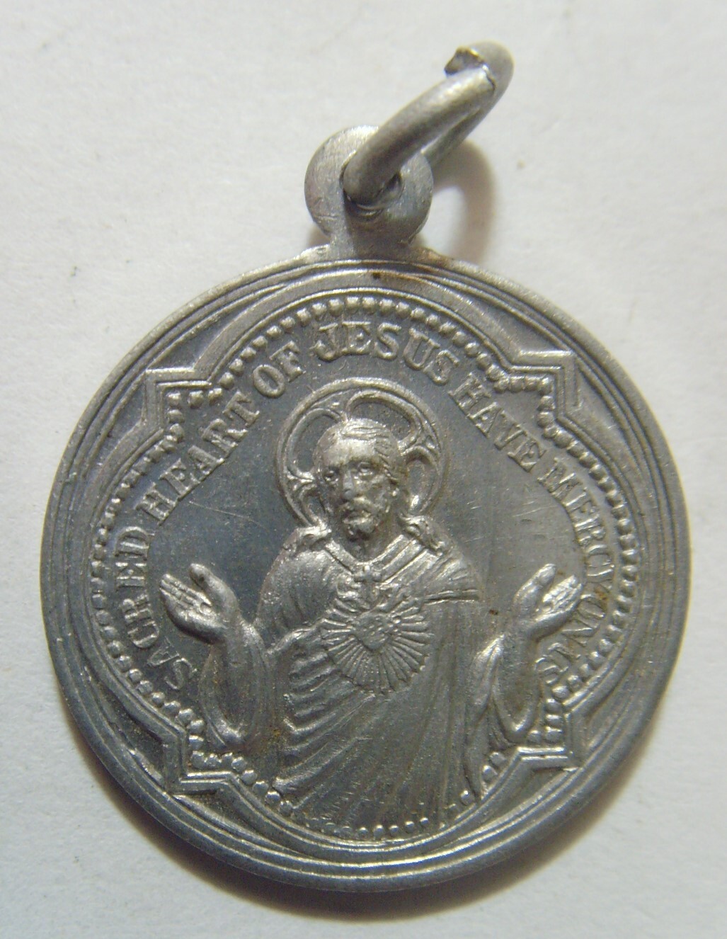 1950s antique Catholic Saint Mary Lady Mt Carmel Sacred Heart pendant 54087