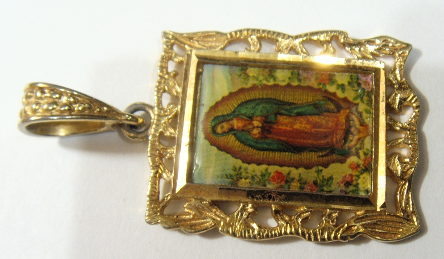 1950s vintage gold tone religious Catholic Saint Mary Lady Guadeloupe 54954