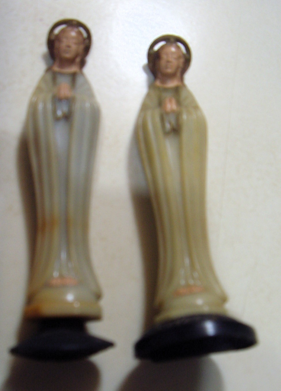 1940s-1950s antique heartland plastic religious catholic Saints icon Lot EL1120
