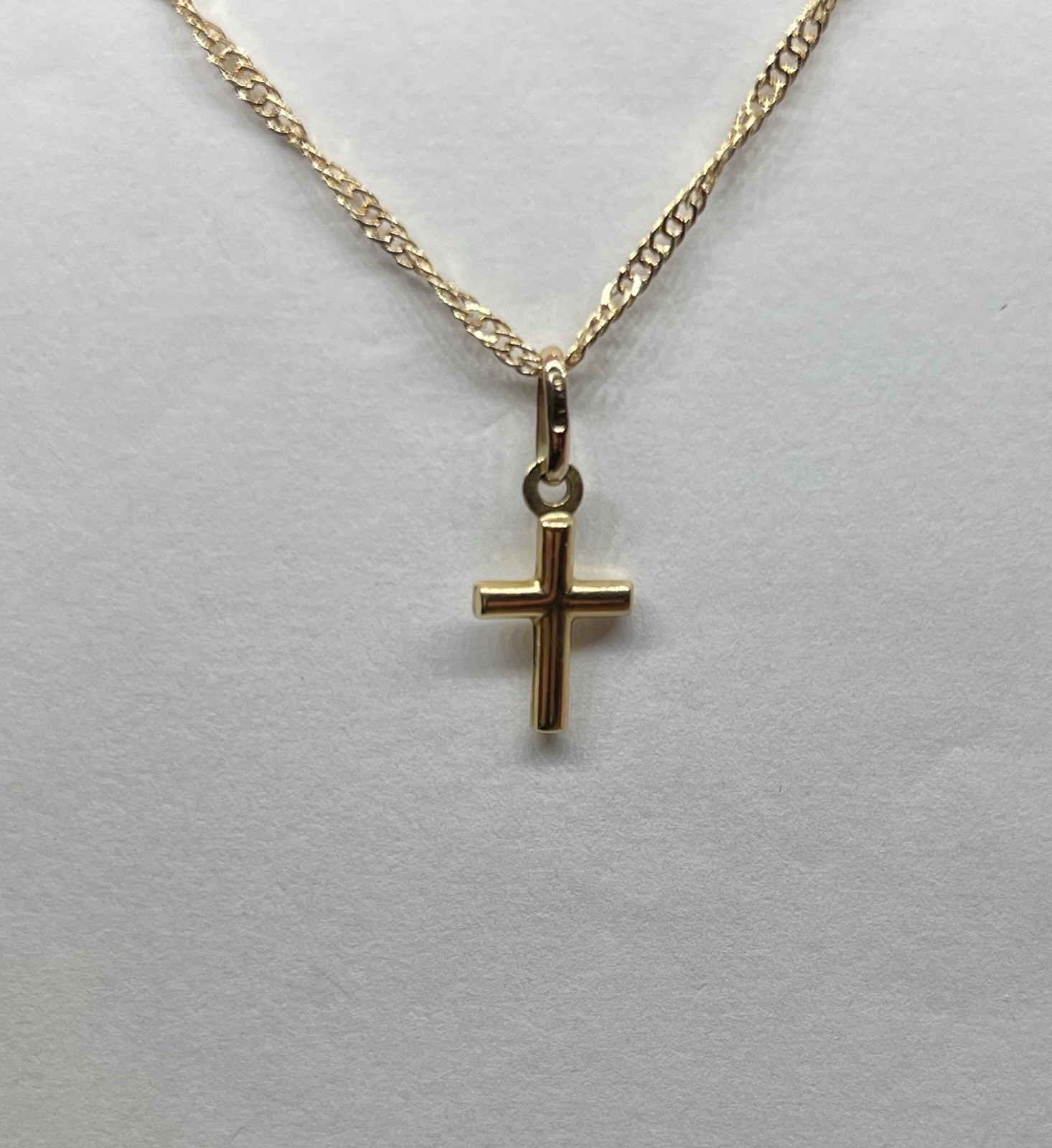 Vintage 9 Carat Gold Dainty Plain Cross Pendant Necklace on 18” Chain