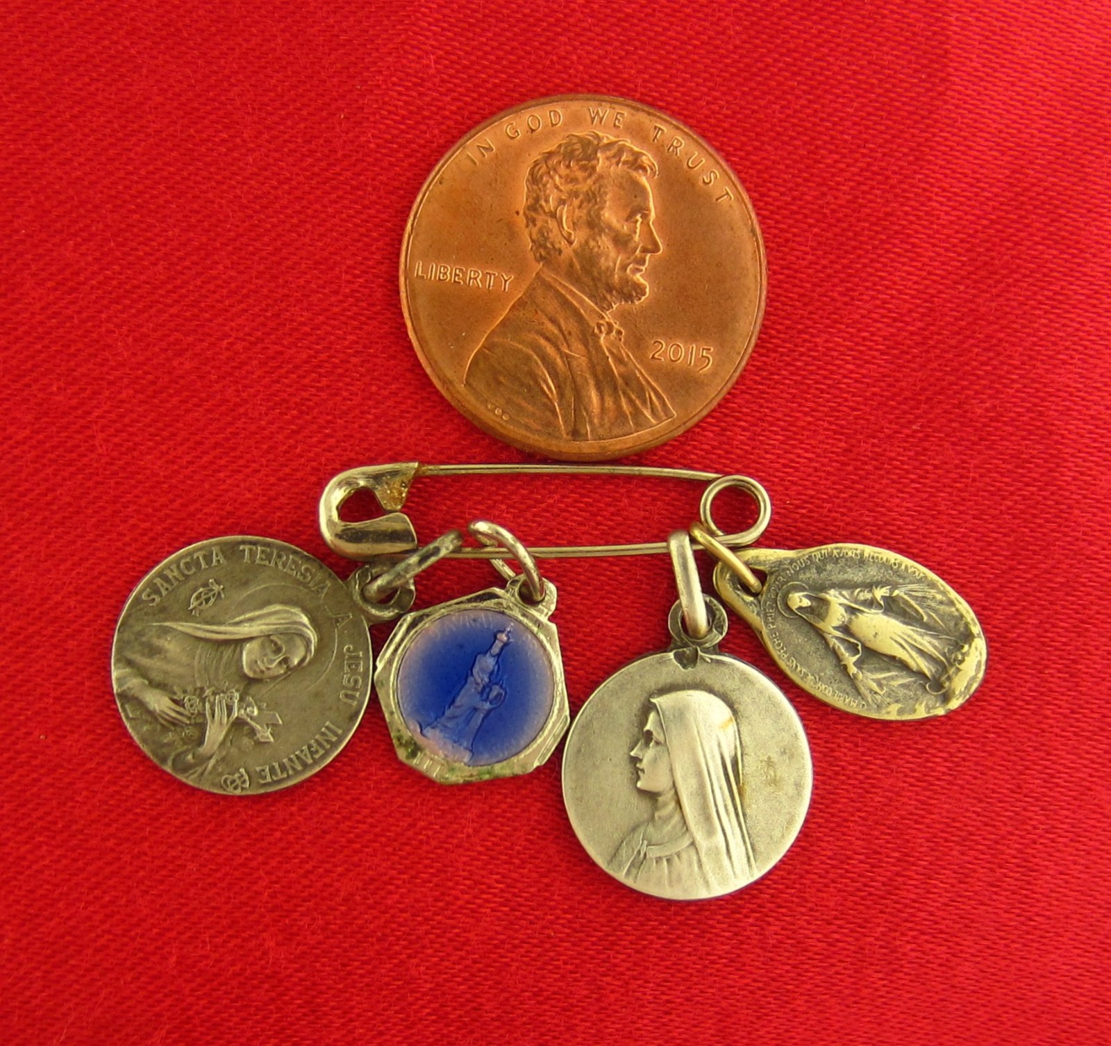 4 Vintage Religious Mini Medals MARY SAINT THERESE SAINT ANNE Mini Medals Silver