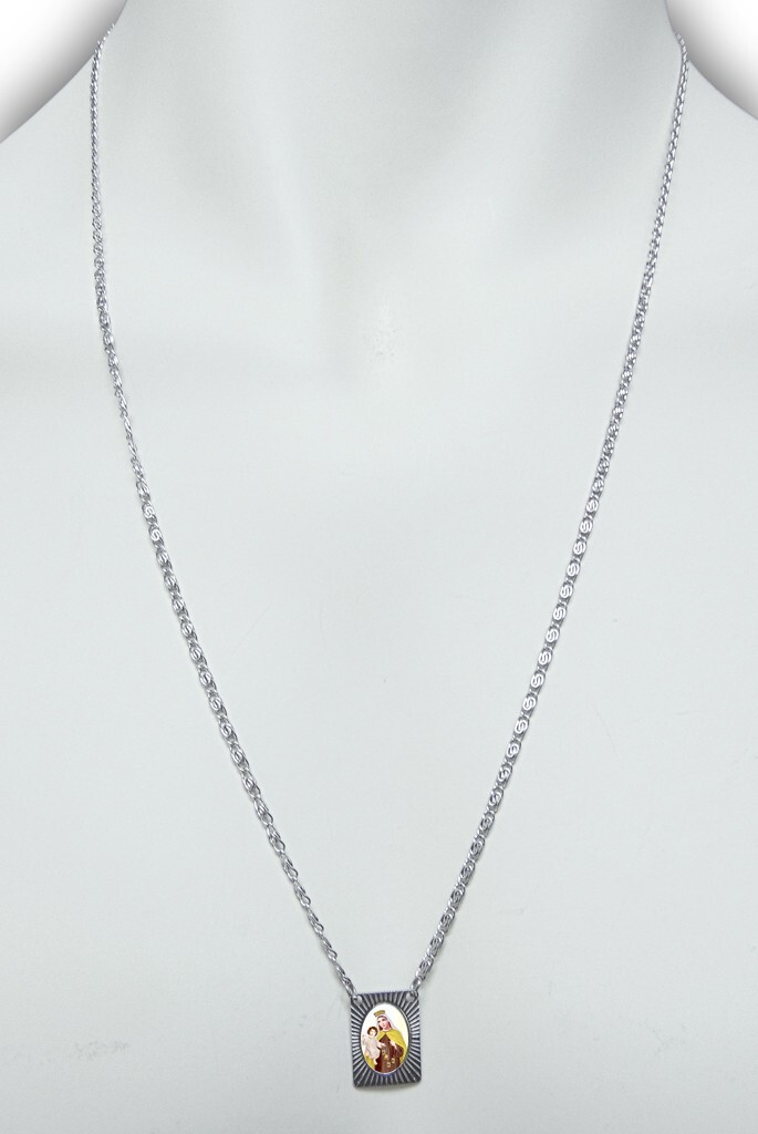 Stainless Steel Squared Scapular Necklace Strond and Long Chain Unisex