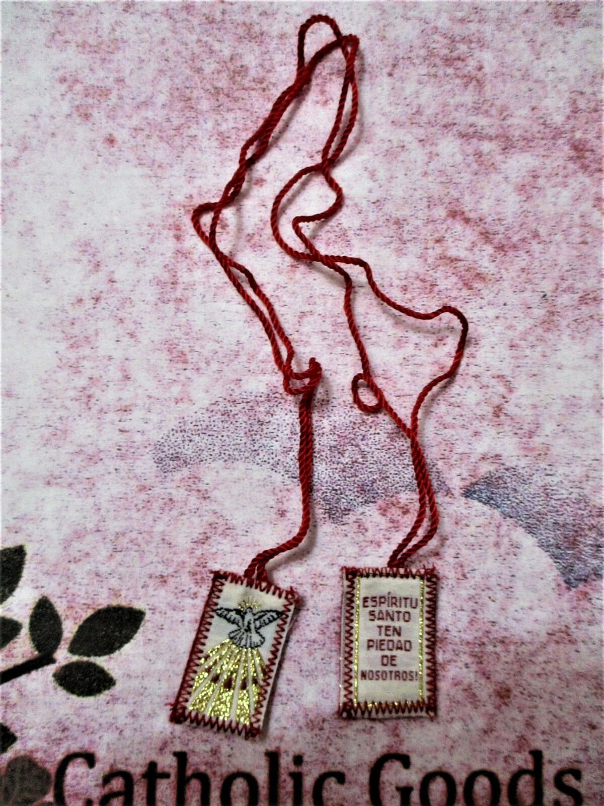 1 3/8 x 7/8 Red Holy Spirit Scapular