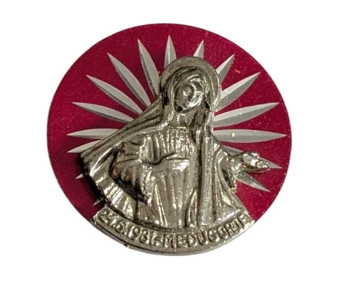 Virgin Mary Medugorje 1981 Plaque Medallion Metal Pink Round Charm Catholic