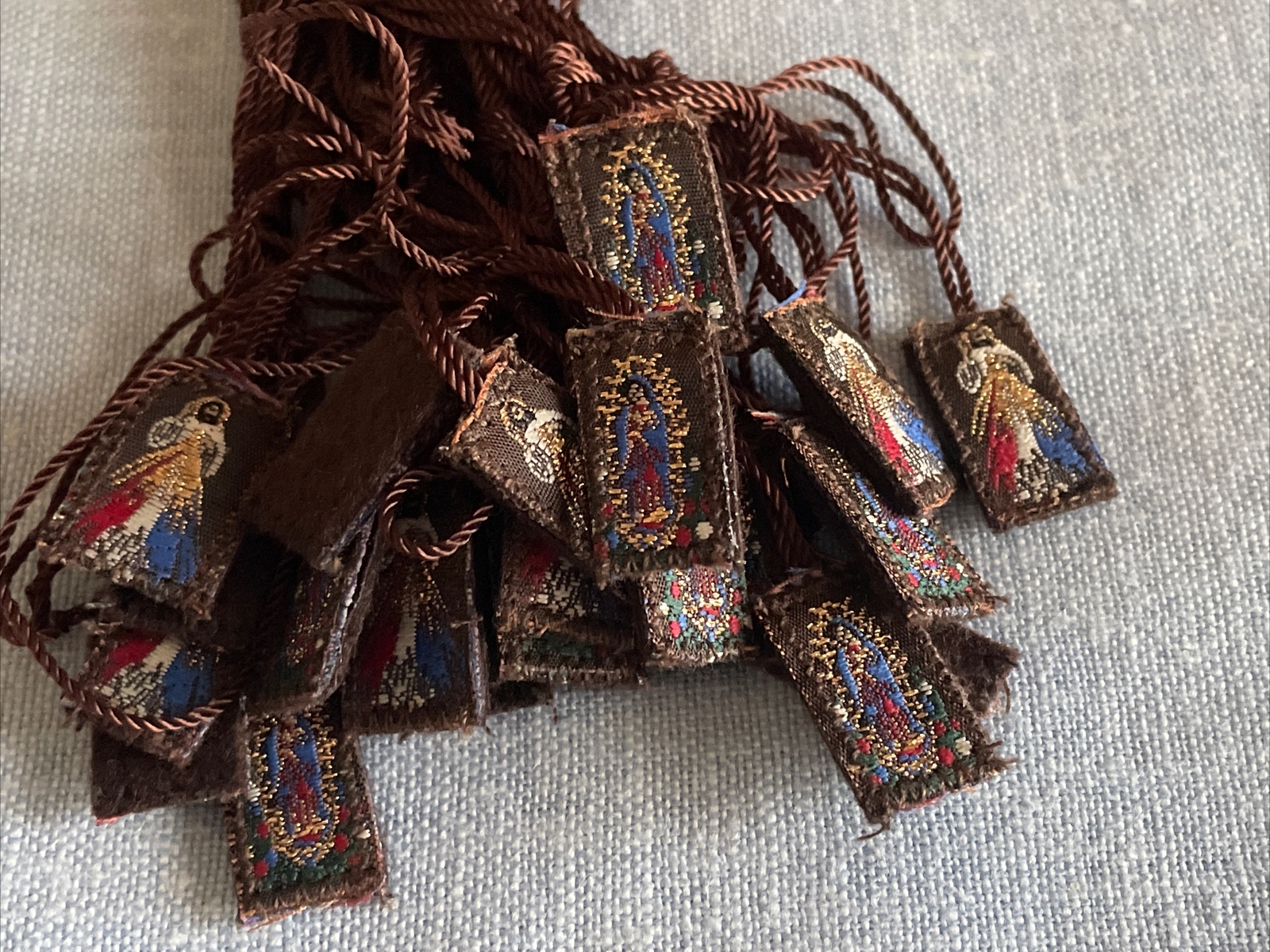 Virgin Mary Virgen De Guadalupe /Divine Mercy Brown Scapulars Necklace Escapular