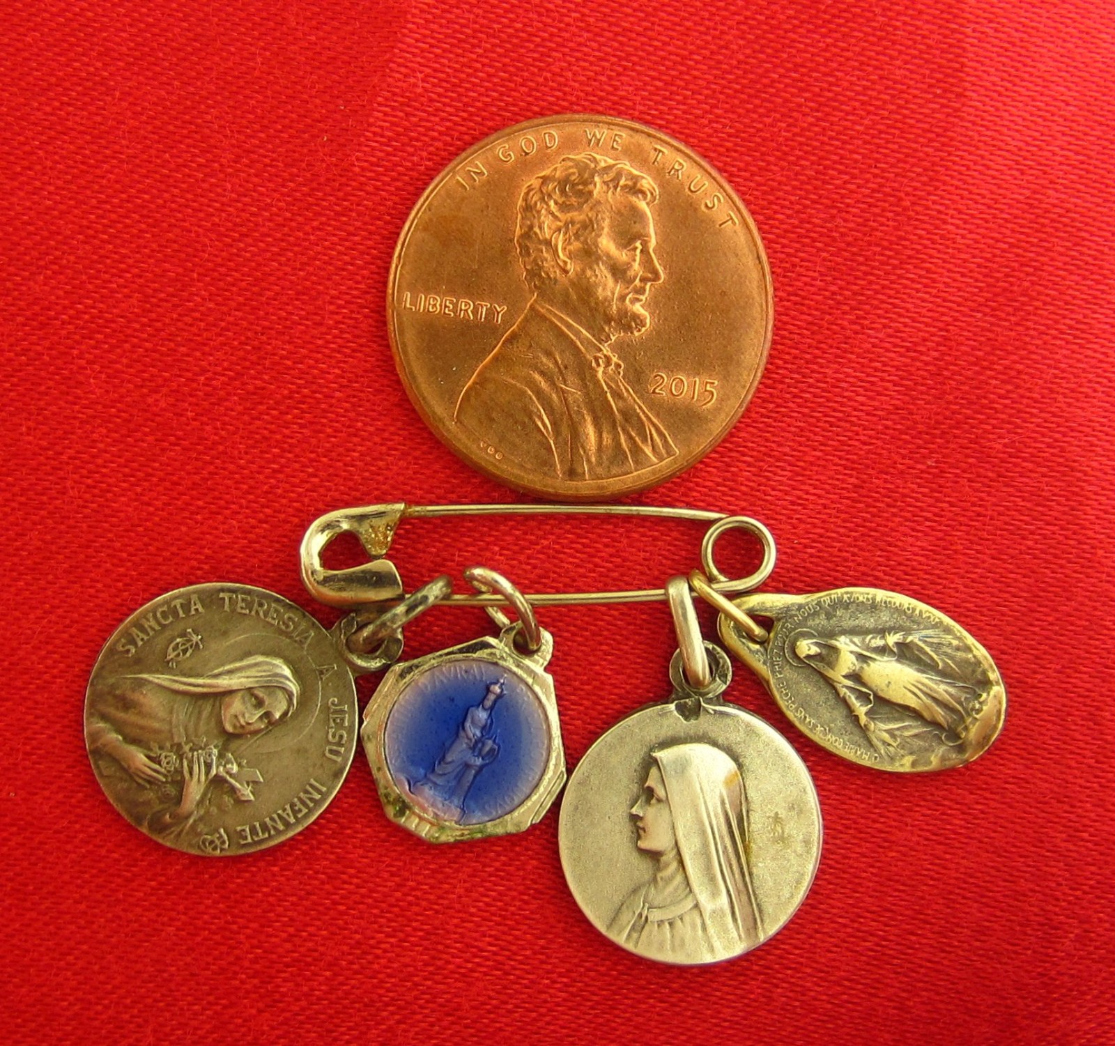 4 Vintage Religious Mini Medals MARY SAINT THERESE SAINT ANNE Mini Medals Silver