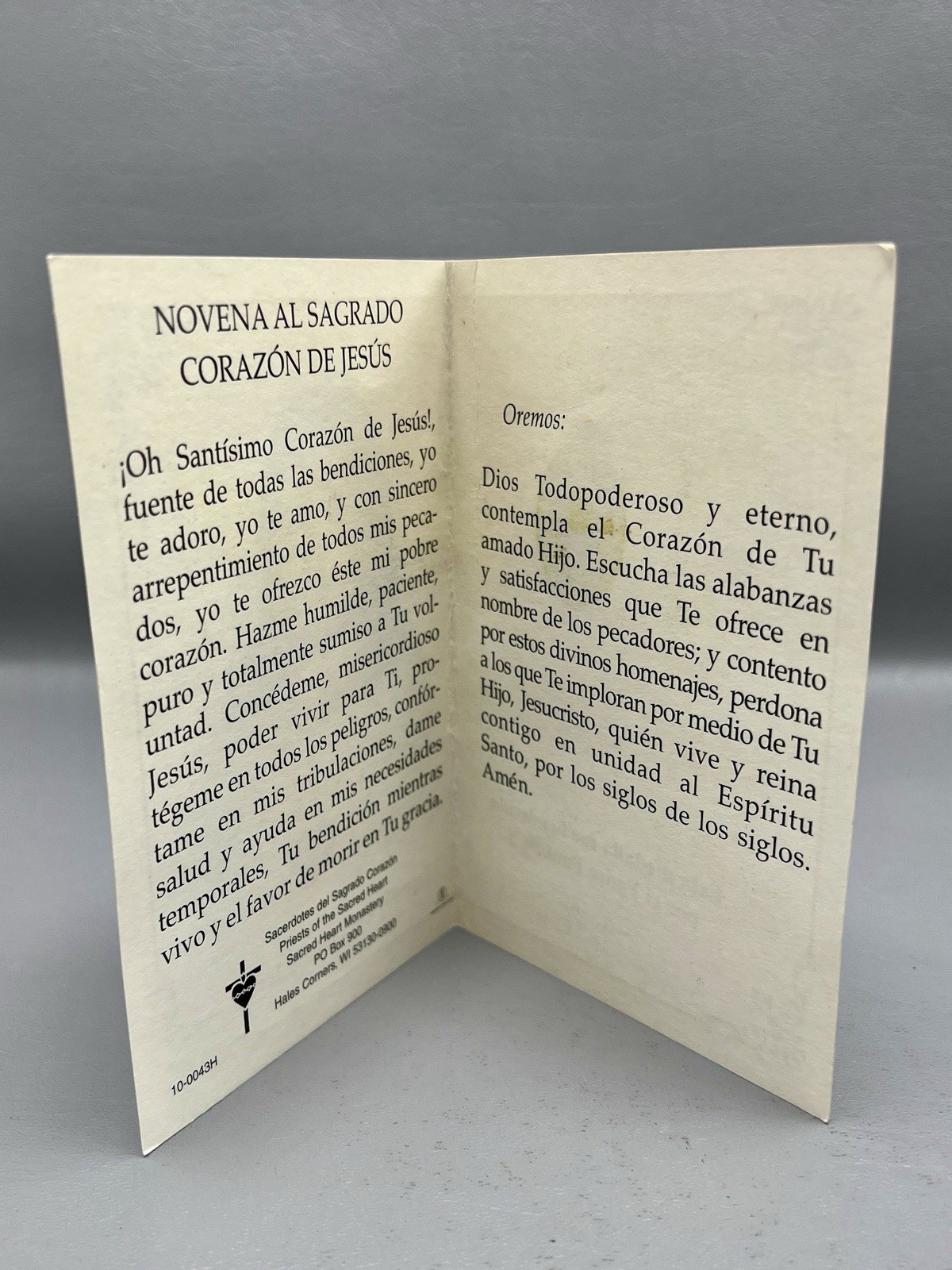 Sacred Heart of Jesus Spanish Novena Prayer Book Blessed Medal Catholic SCJ