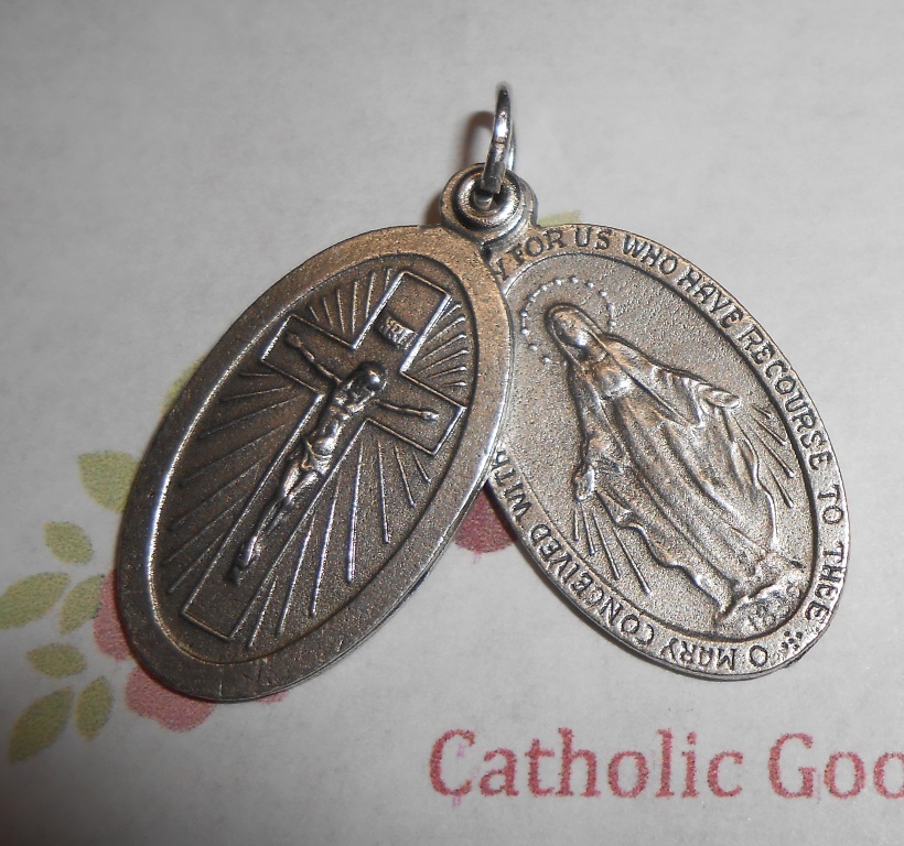 Large Miraculous – Crucifix – St Christopher 2-pc 1 1/8″ Ox Silver Tone Medal
