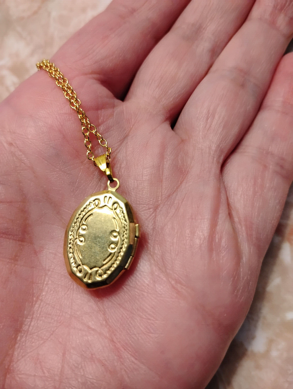 Gold Miraculous Medal Locket 1″ Pendant necklace 14K gold plated link chain