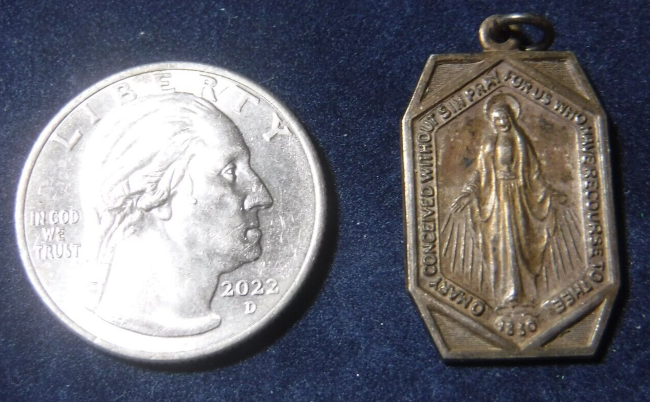 Vintage Ornate Catholic Miraculous Medal Sterling Silver #142af