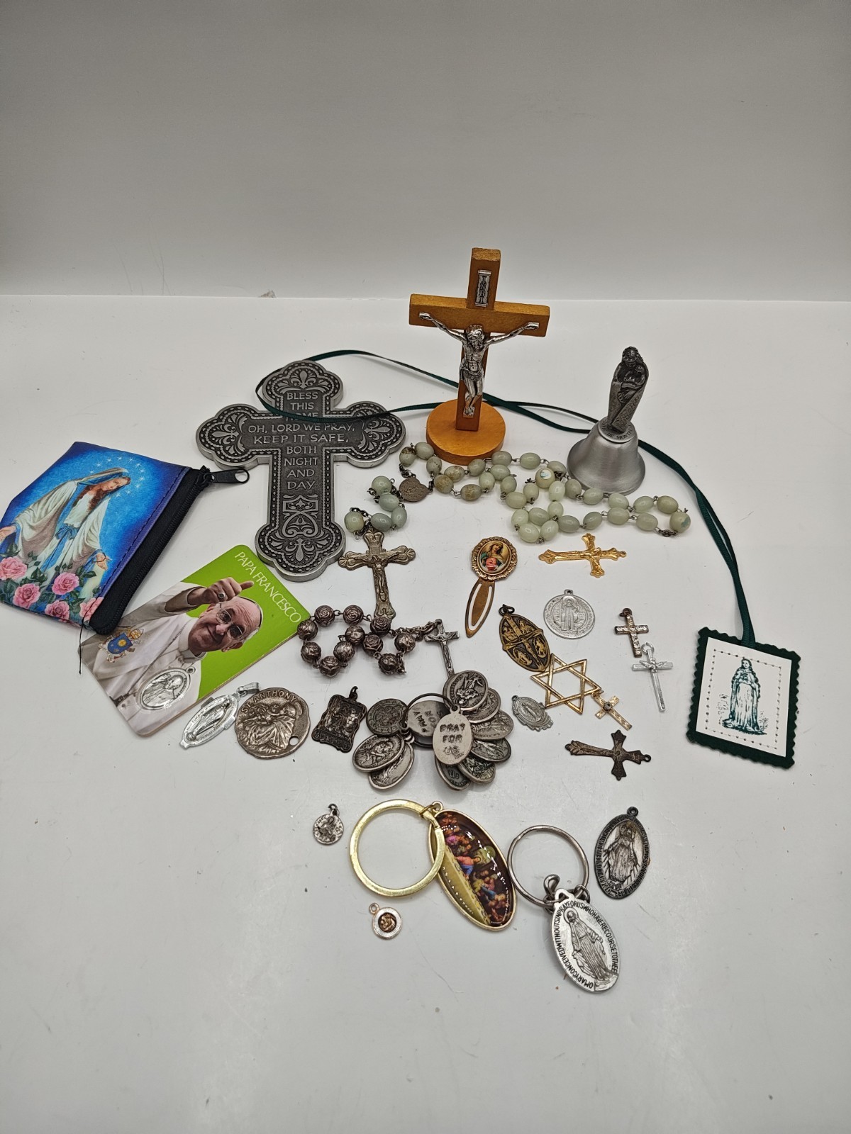 28+ VTG Religious Catholic Medals, Crosses, Crucifix, Rosary, Scapula, Keyring