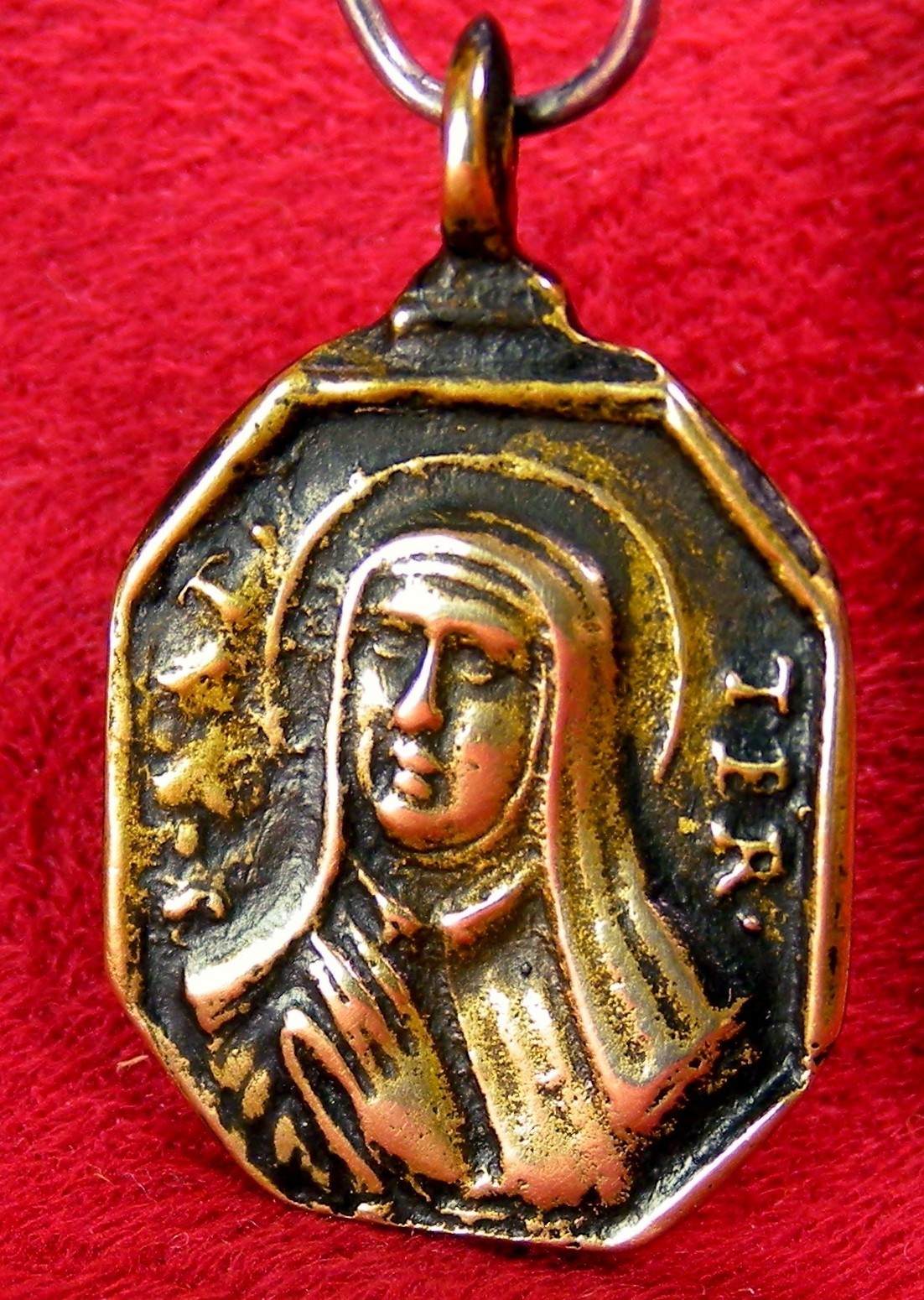 RARE ANTIQUE JOHN OF THE CROSS 1675 BEATIFICATION & TERESA OF AVILA ROSARY MEDAL