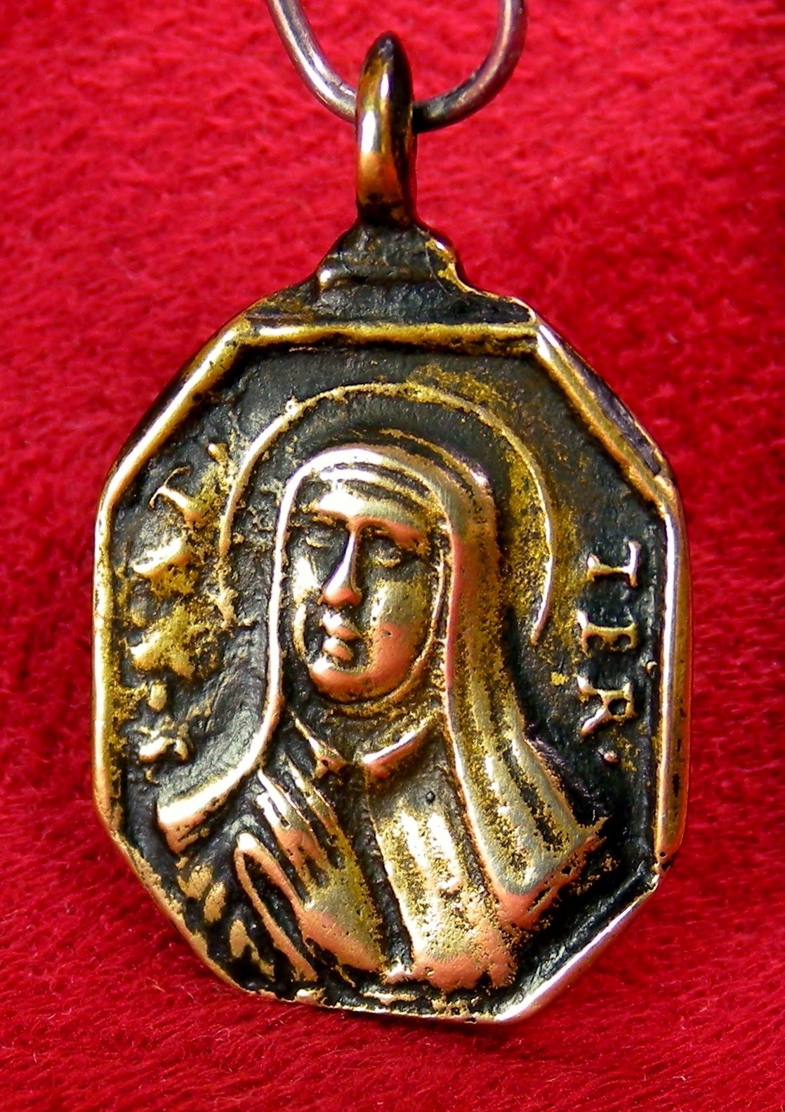 RARE ANTIQUE JOHN OF THE CROSS 1675 BEATIFICATION & TERESA OF AVILA ROSARY MEDAL
