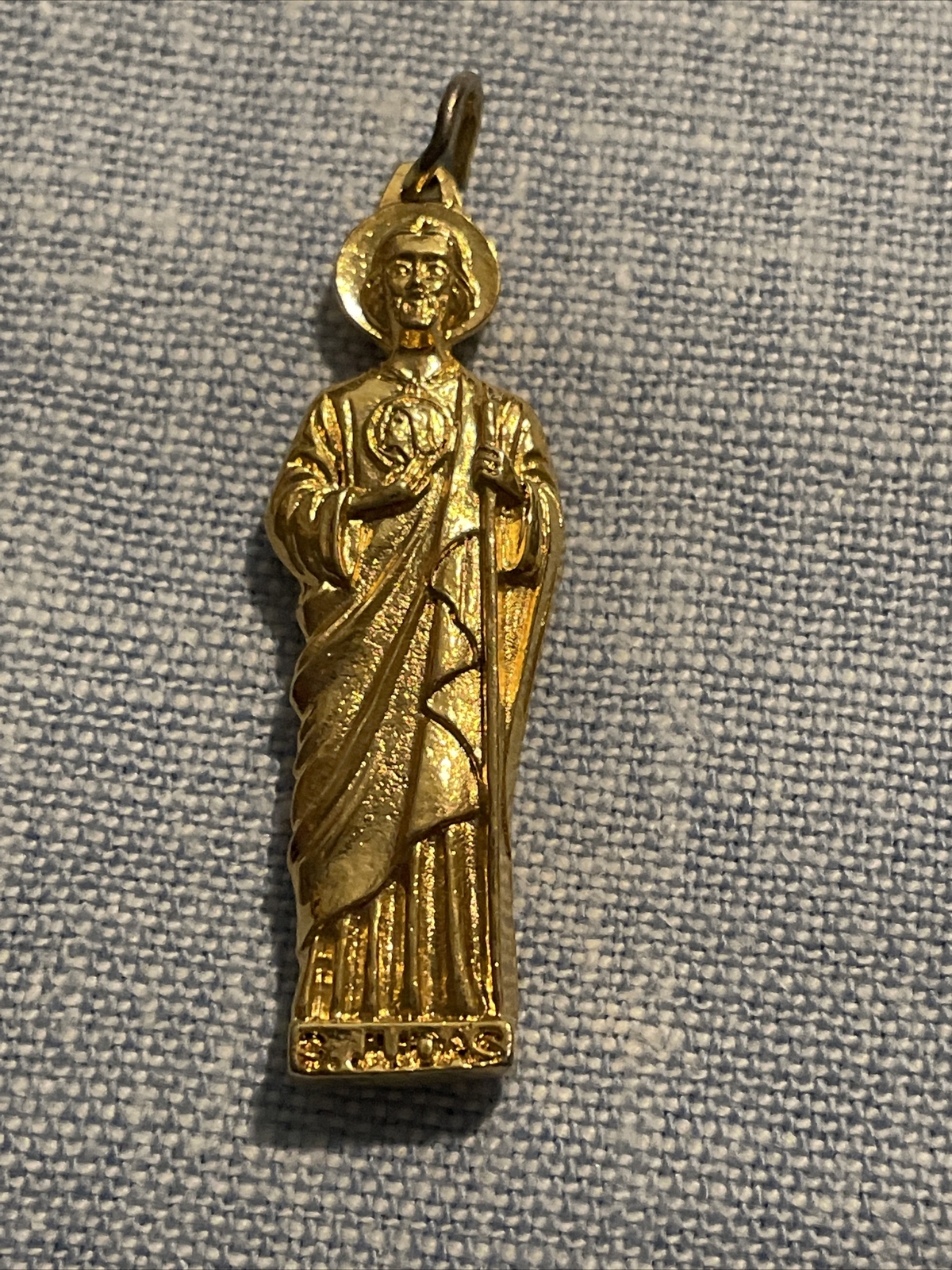 San Judas Tadeo Religious Medal Pendant Charm | Gold Tone