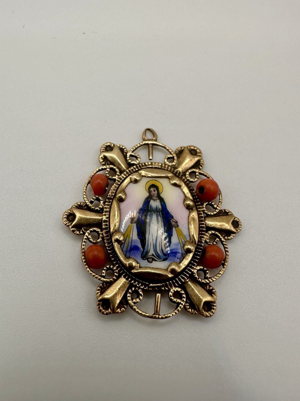 Vintage 10K Gold Miraculous Medal Pendant Enamel Religious Coral? 3g Tested