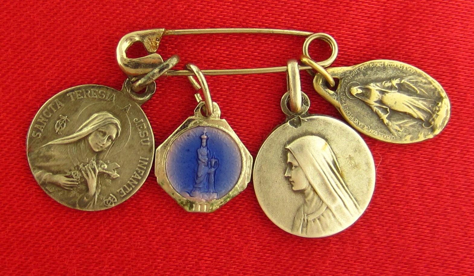 4 Vintage Religious Mini Medals MARY SAINT THERESE SAINT ANNE Mini Medals Silver