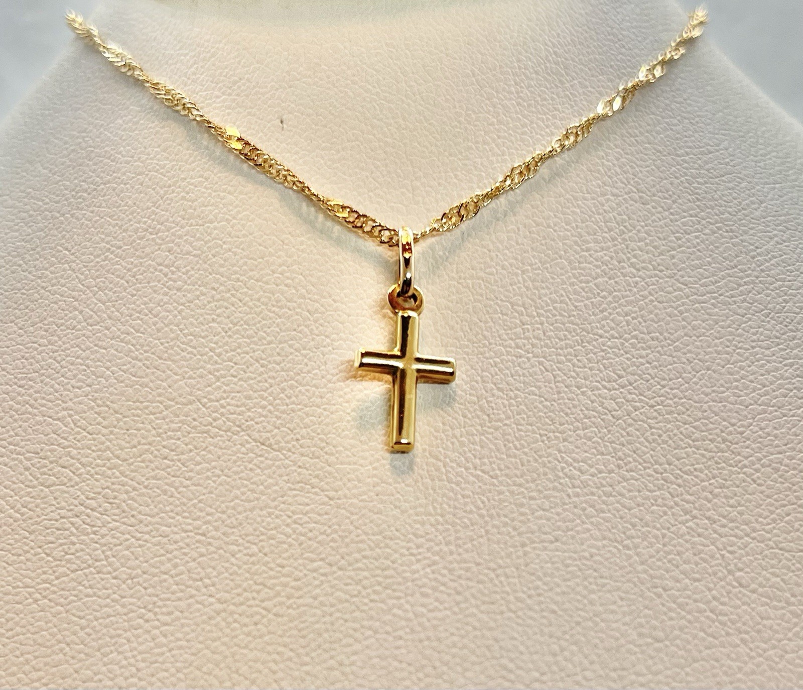 Vintage 9 Carat Gold Dainty Plain Cross Pendant Necklace on 18” Chain