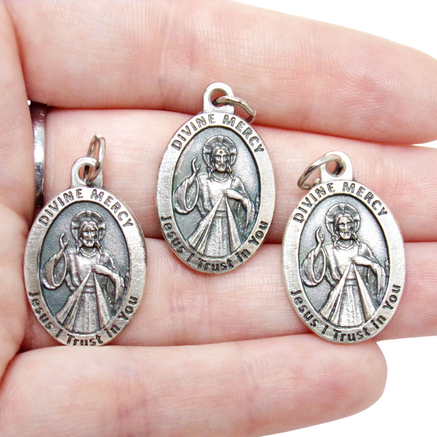 Divine Mercy Silver Tone Oval Pendant Medals for Rosary Parts and Jewelry 1 In