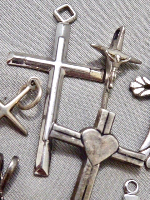 (10) VINTAGE STERLING SILVER RELIGIOUS CROSS PENDANTS OR CHARMS STAMPED STERLING