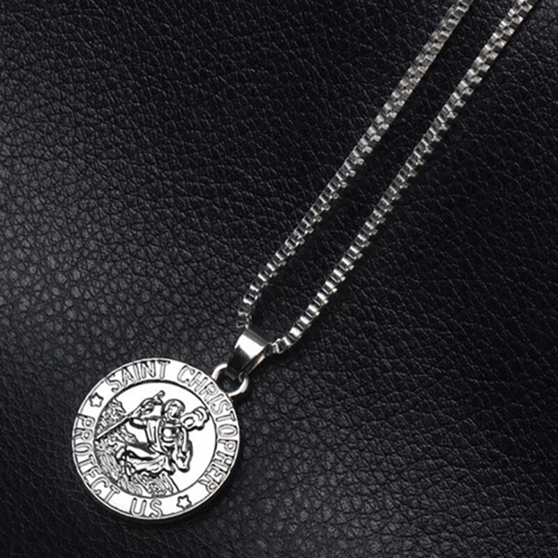 Womens 925 Sterling Silver 24″ Chain Necklace With St. Christopher Pendant D813