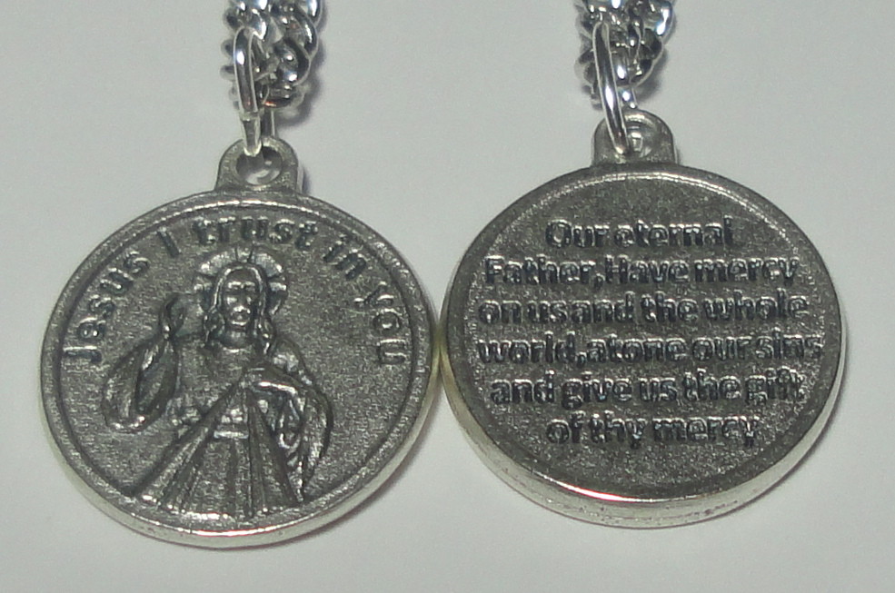 Round Divine Mercy Medal w Eternal Father Prayer on 24″ Stainless Steel Chain