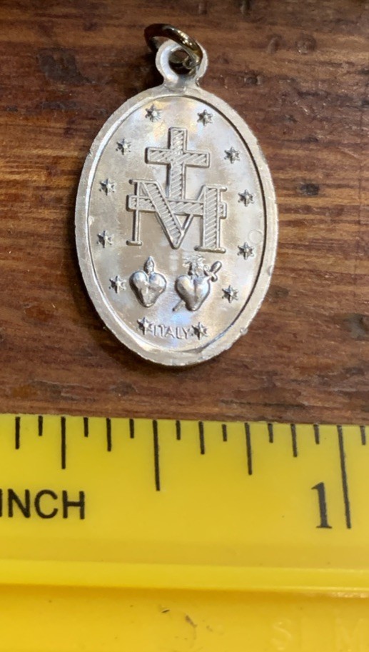 Miraculous Medals, Lot Of 100 pcs Metal Catholic Devotion Bulk 5/8” Wide