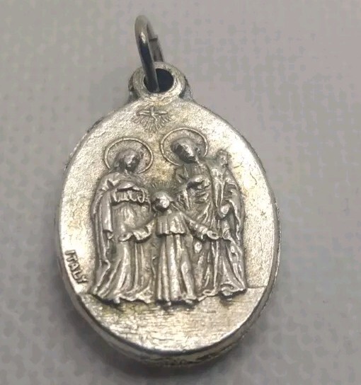 7 Vtg &1 Rear Catholic Saints, Mary, Bernadette, Joseph, Dymphna Medal Pendants