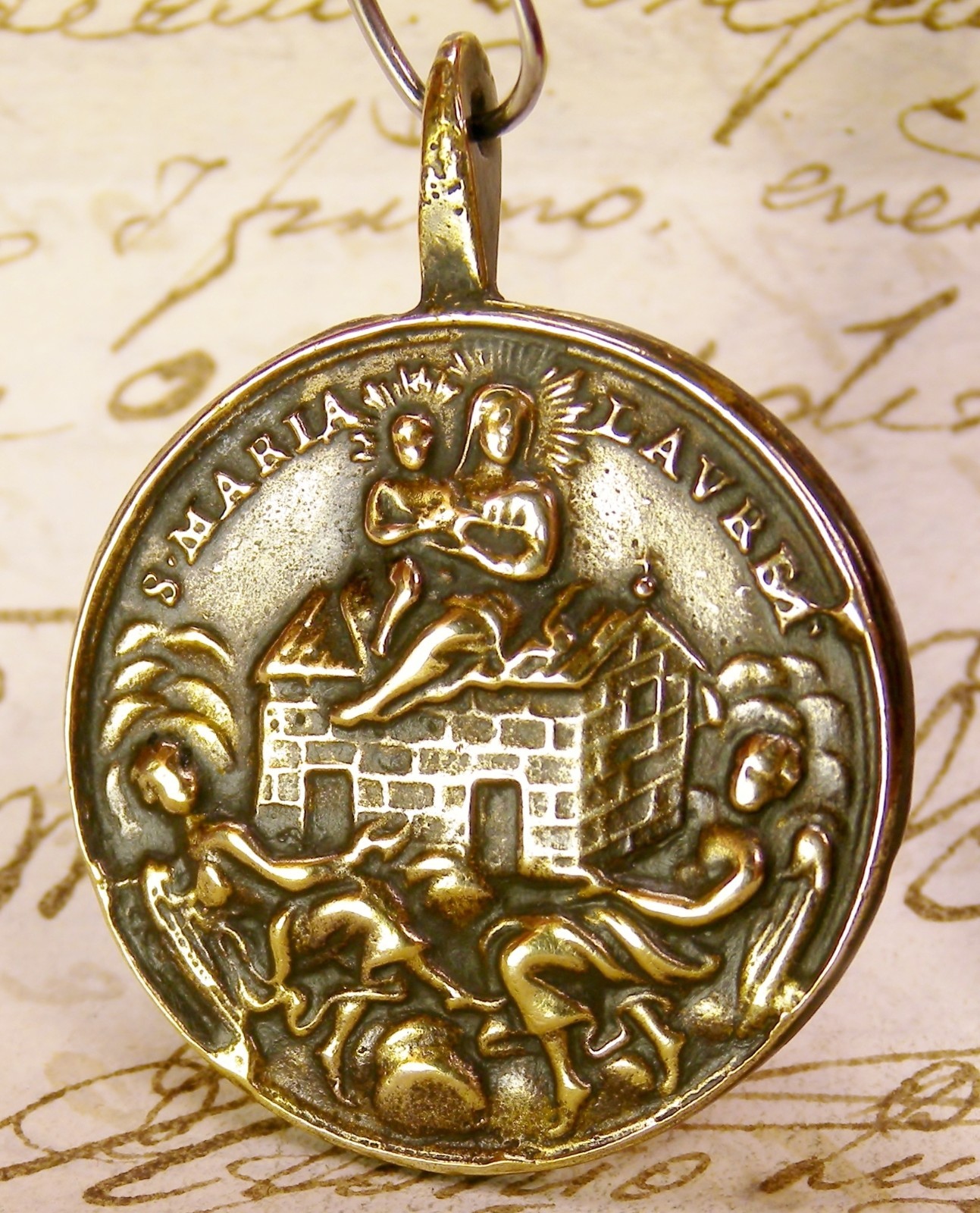 ANTIQUE 18TH CENTURY MIRACULOUS SIROLO CRUCIFIX & SACRED HOUSE OF LORETO MEDAL
