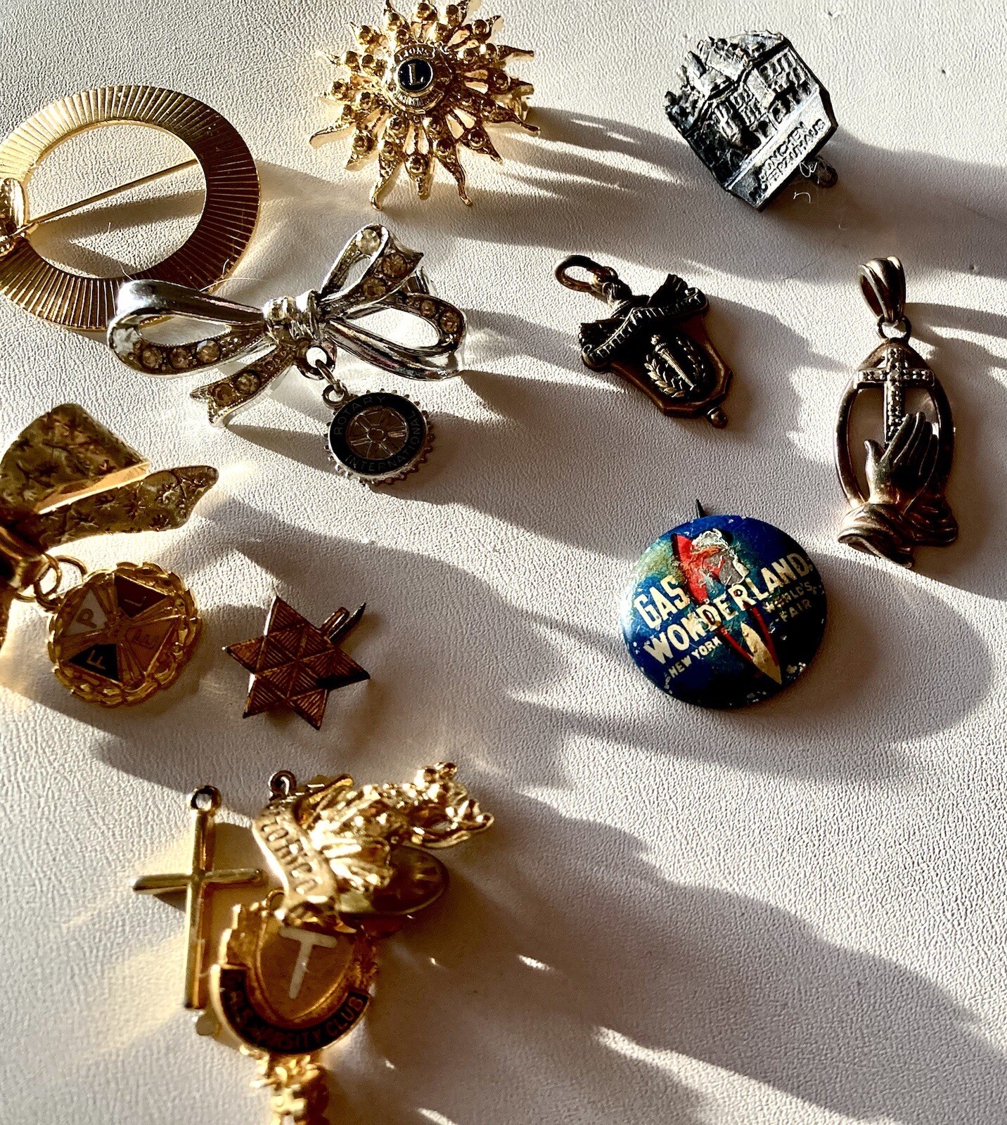 Nice Collection of Assorted Vintage Organizational/Religious Pins/Gold Toned/925