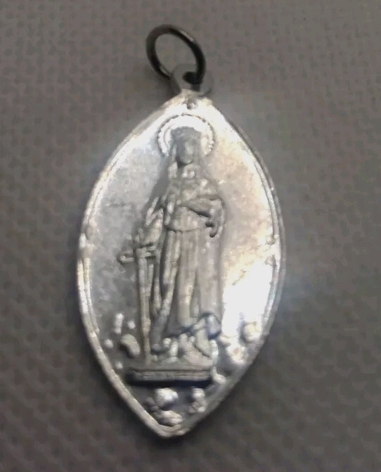 7 Vtg &1 Rear Catholic Saints, Mary, Bernadette, Joseph, Dymphna Medal Pendants