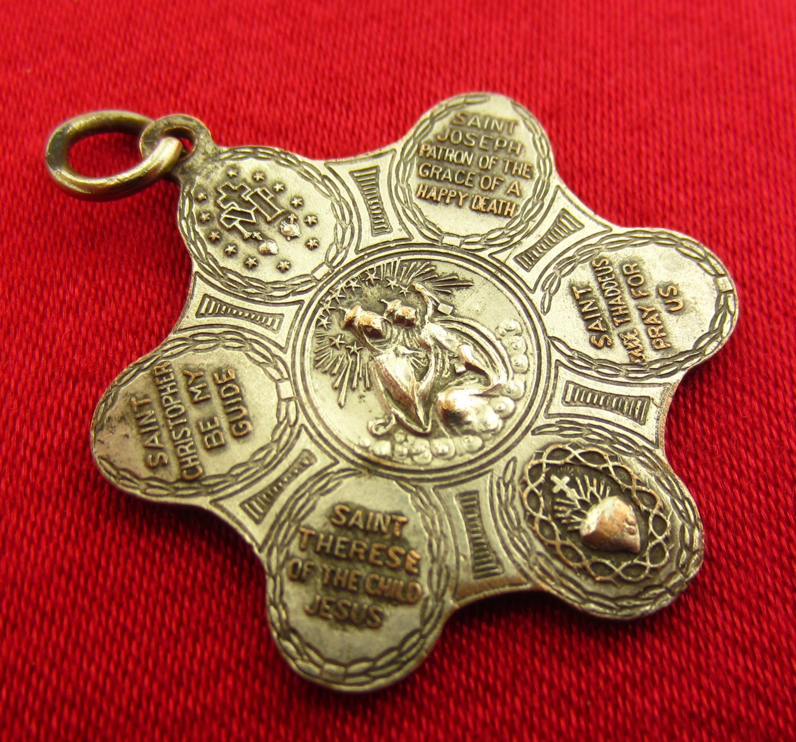 Vintage 7 WAY Medal MARY JESUS JOSEPH SAINT THERESE Religious Catholic Pendant