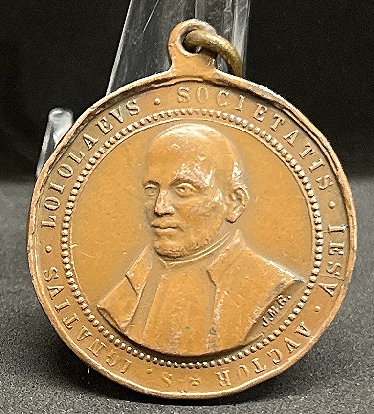 by JMR Italy 1900´ antique Saint Ignatius of Loyola Society & Holy Family medal