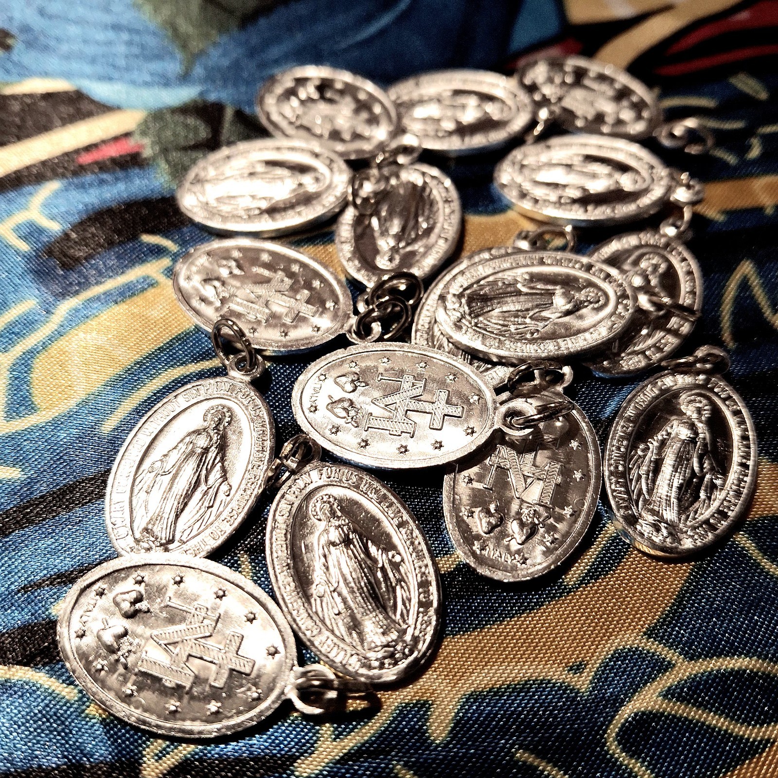 Miraculous Medals, Lot of 10 Catholic Devotion Bulk 5/8” Wide Metal Composition