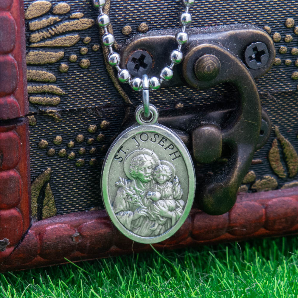 Patron Saint St Joseph Pray For Us 1″ Medal Pendant Necklace 24″ Chain Italy