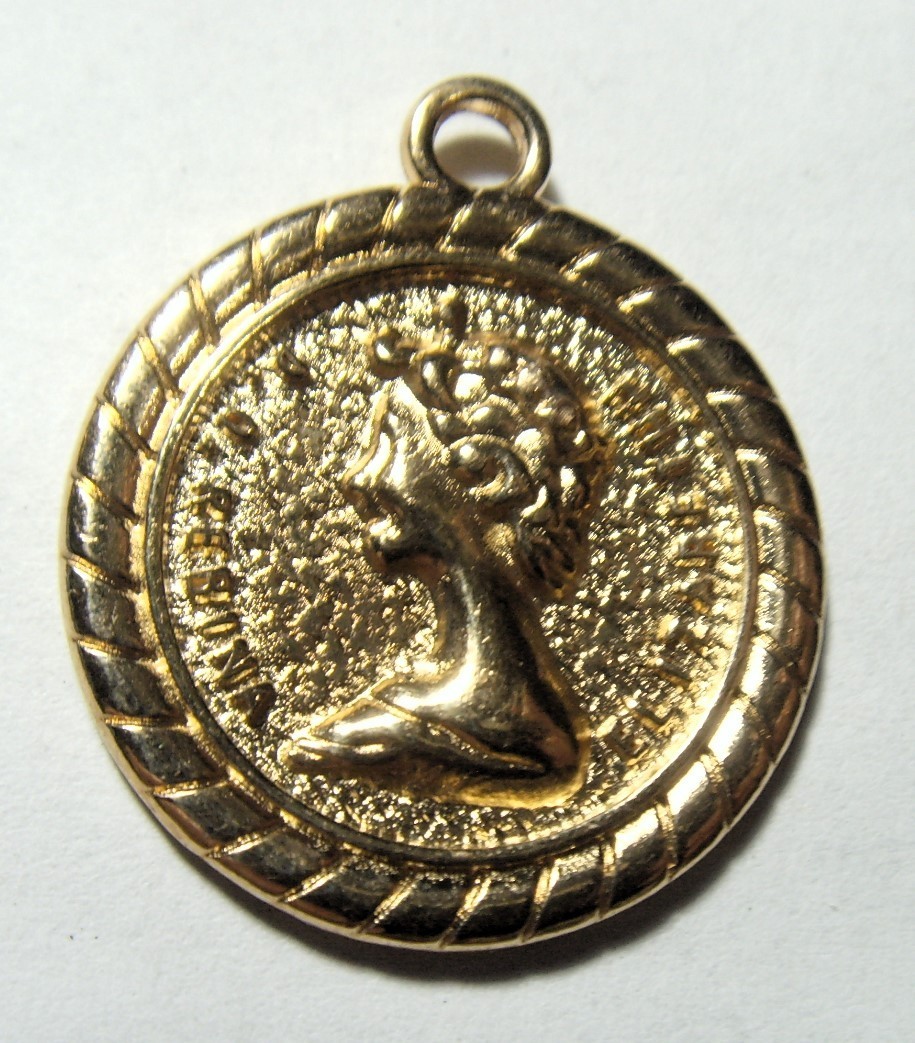 1950s antique gold tone metal Queen Elizabeth ii Regina DG pendant 54432