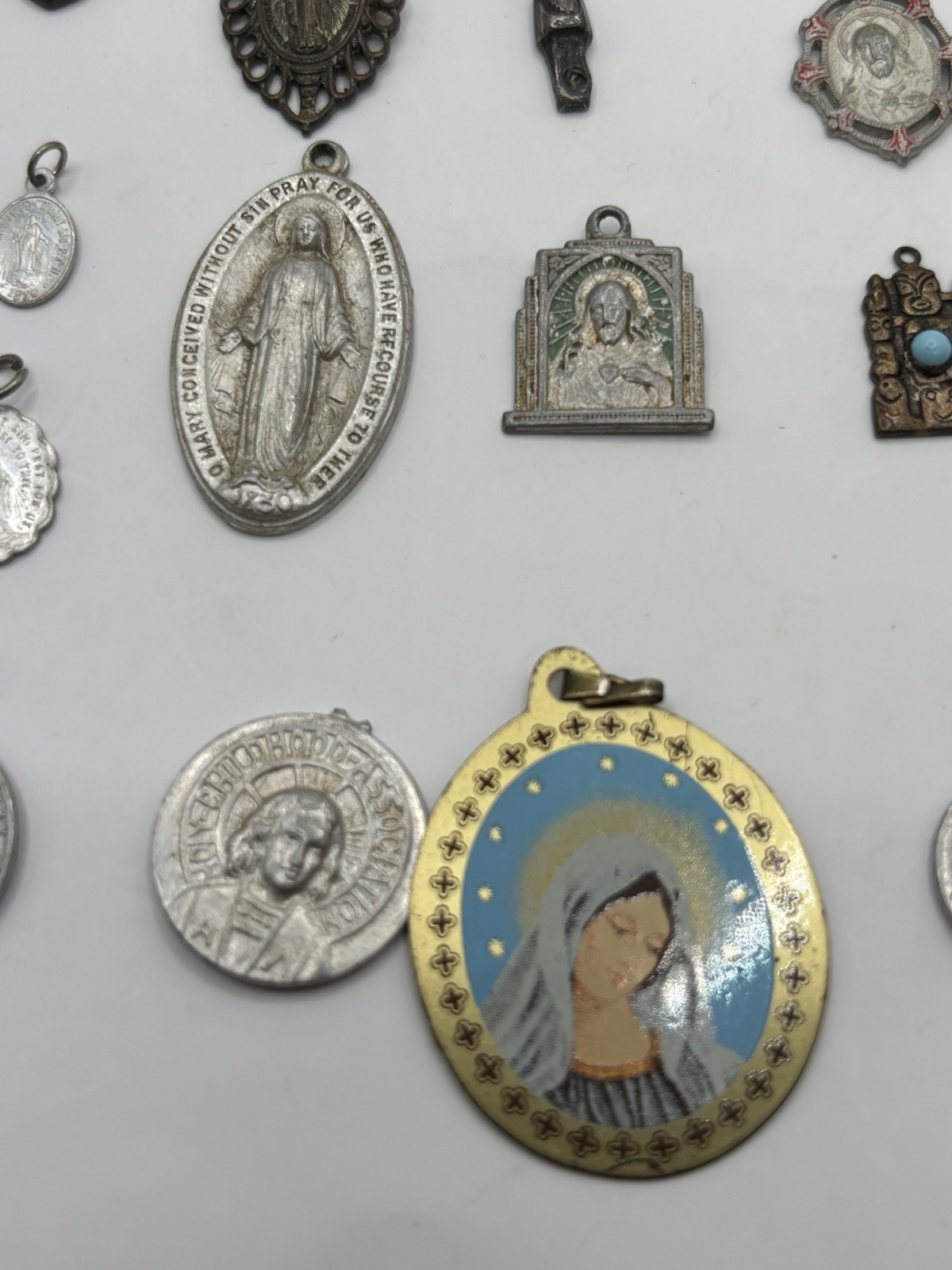 Vintage Lot of 31 Religious Catholic Medals/Pendants Italy Silver Tone/Enamel