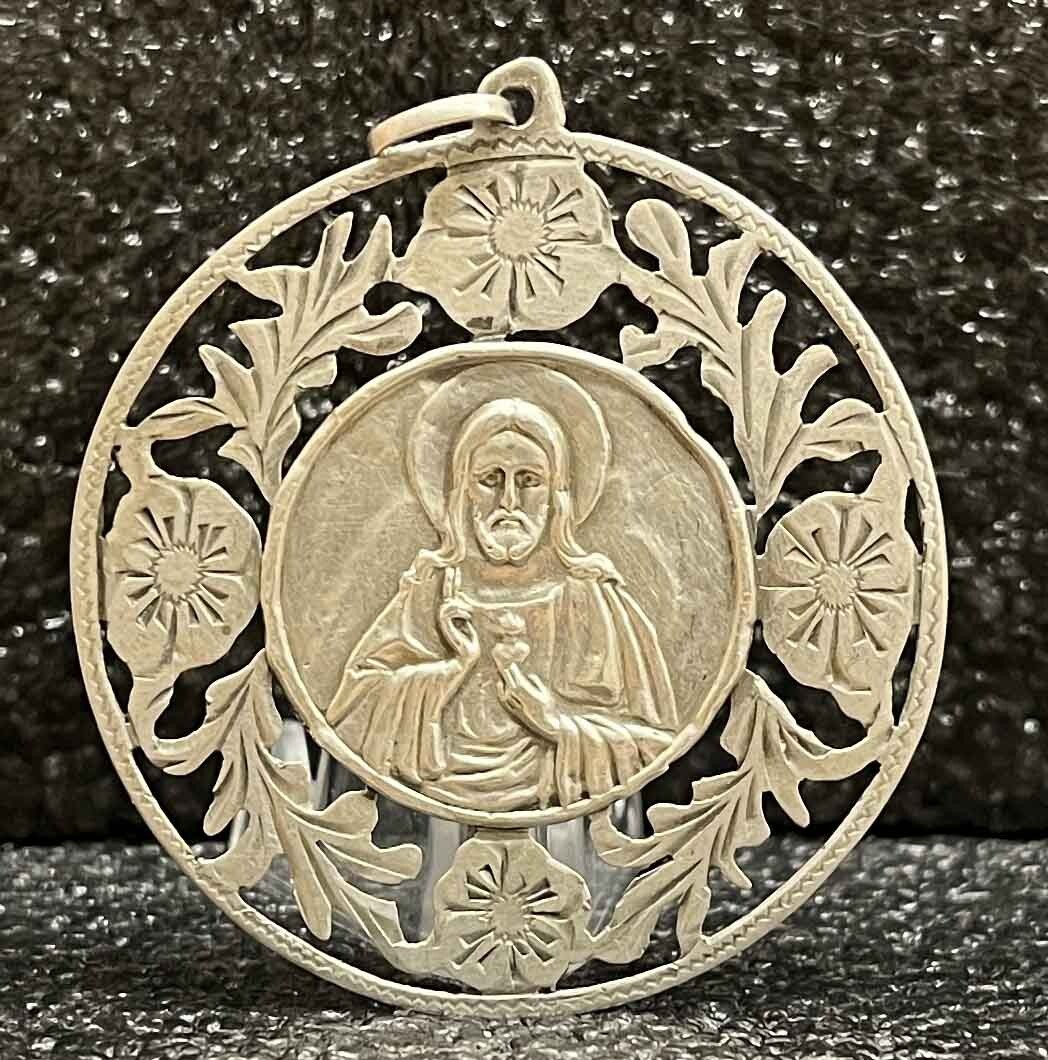Amazing antique Sacred Heart of Jesus artisanal flowers design silver 900, 47 mm