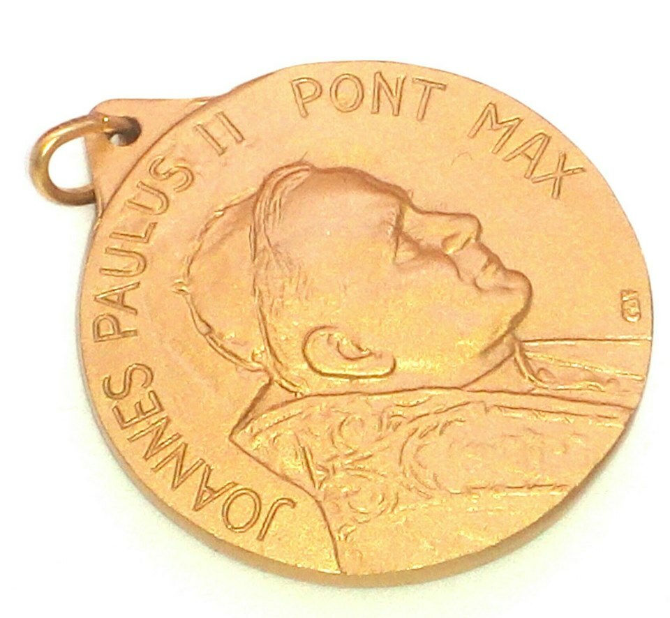 Pope John Paul II Vatican Souvenir Medallion, Made in Milan, Italy, Stamped