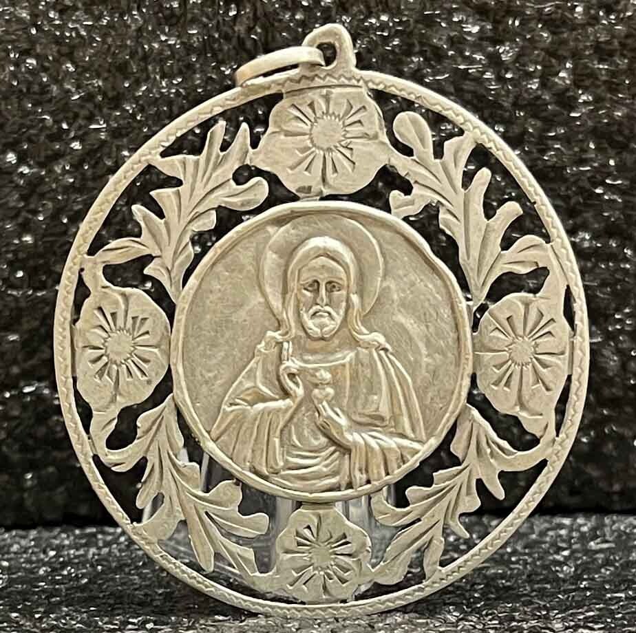 Amazing antique Sacred Heart of Jesus artisanal flowers design silver 900, 47 mm