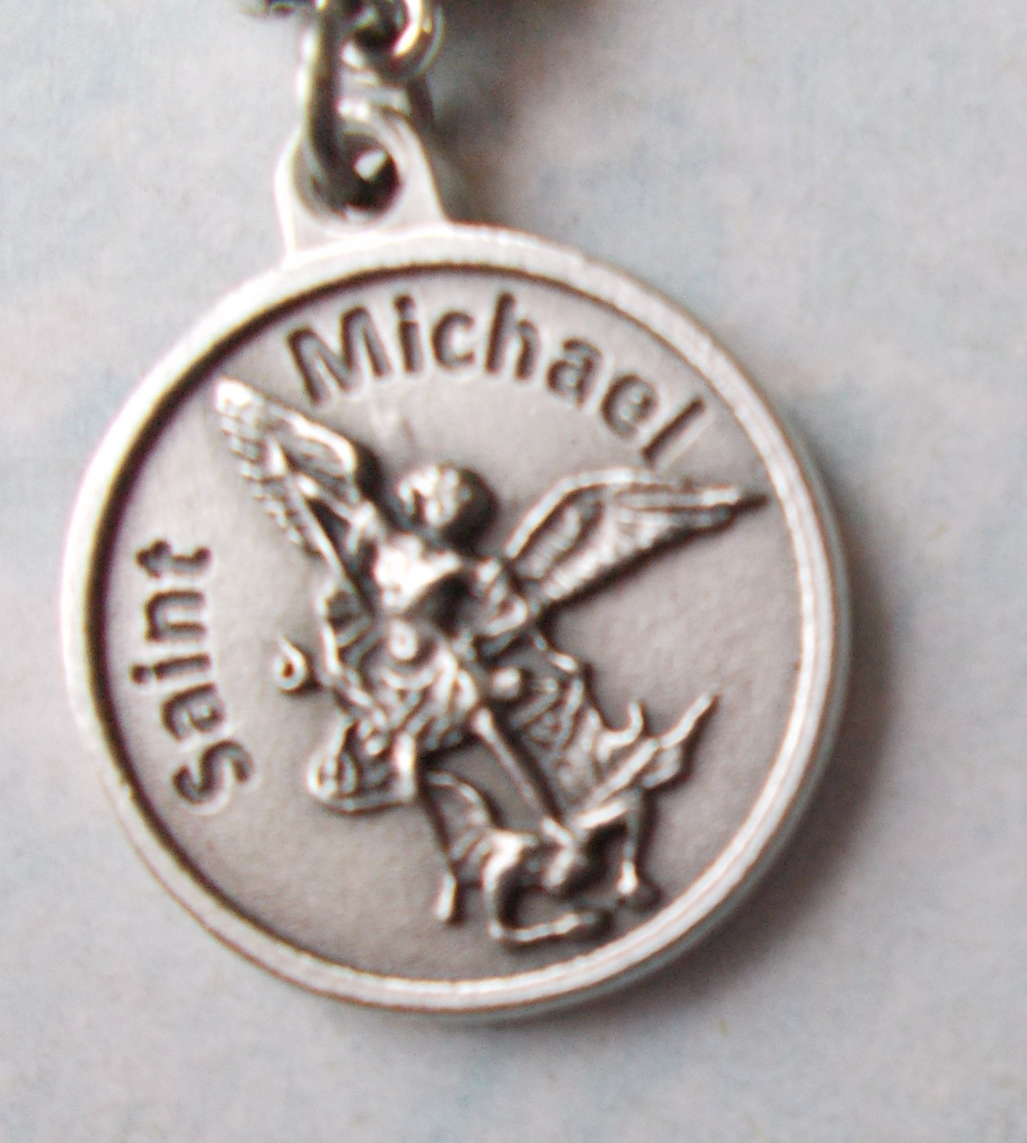 Rare ARCHANGEL St MICHAEL Saint Medal NECKLACE Pendant Angel Stainless Chain 30″
