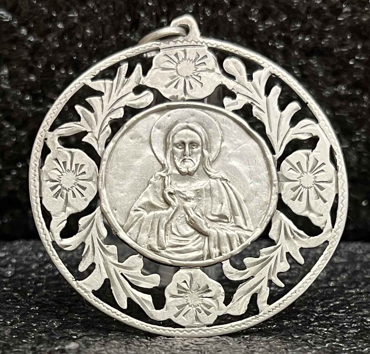 Amazing antique Sacred Heart of Jesus artisanal flowers design silver 900, 47 mm