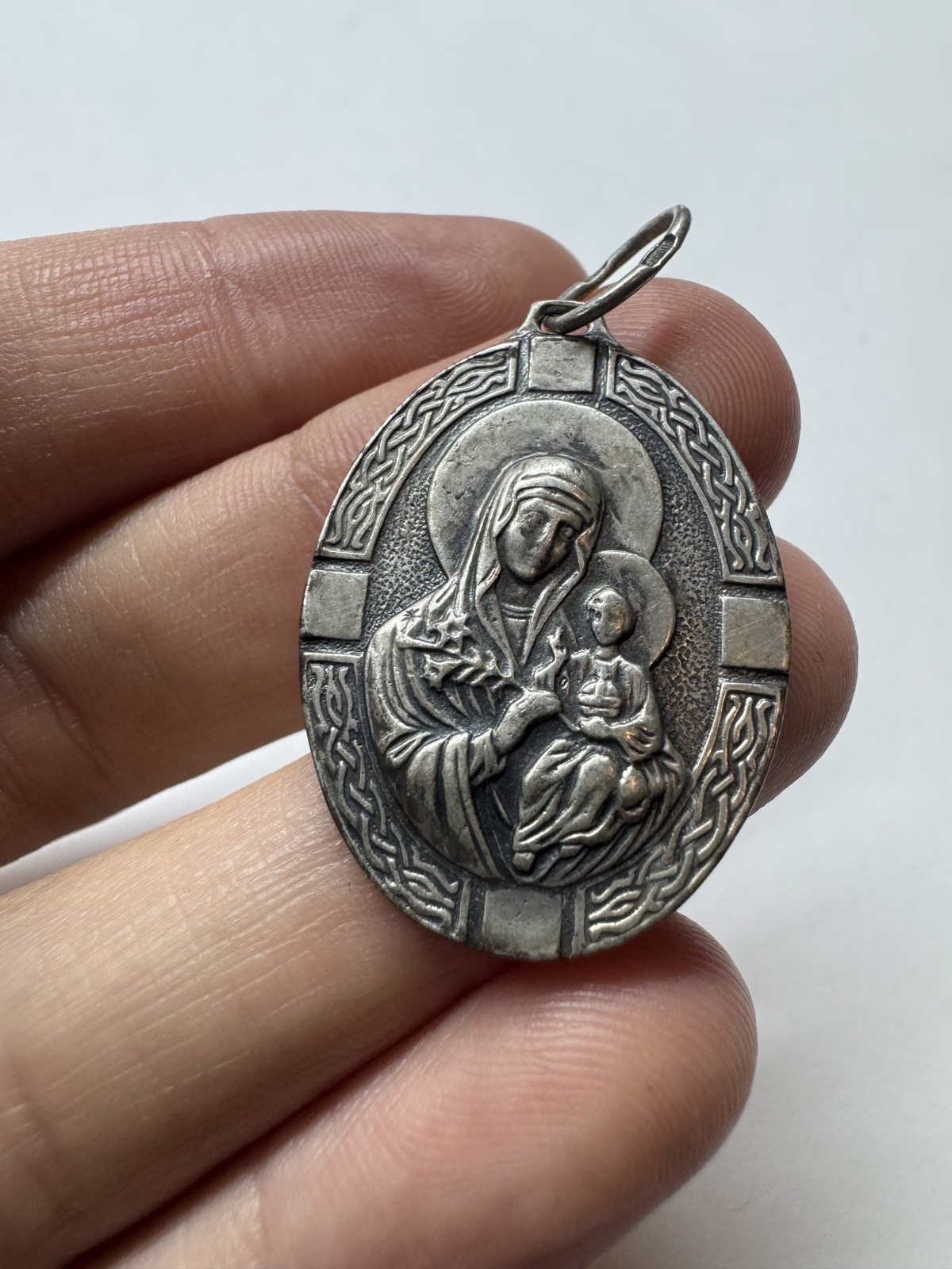 Orthodox 925 Silver Icon Pendant Virgin Mary with Child Sterling Relief Medal 8g