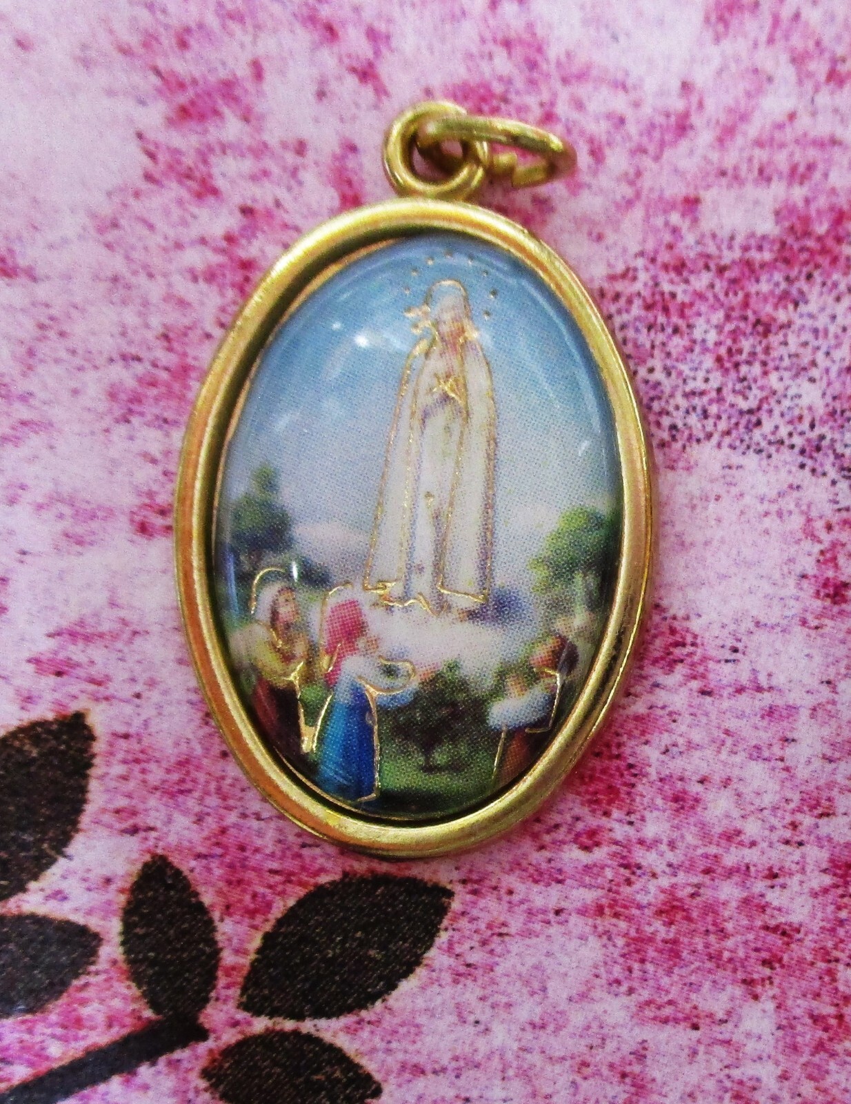 Our Lady of Fatima Italian 1 inch Gold Tone and Enameled – Medal