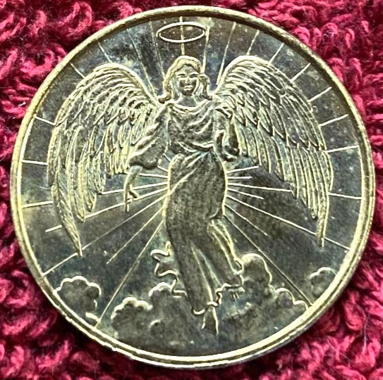 Gold Toned Guardian Angel Pocket Token Medallion B31