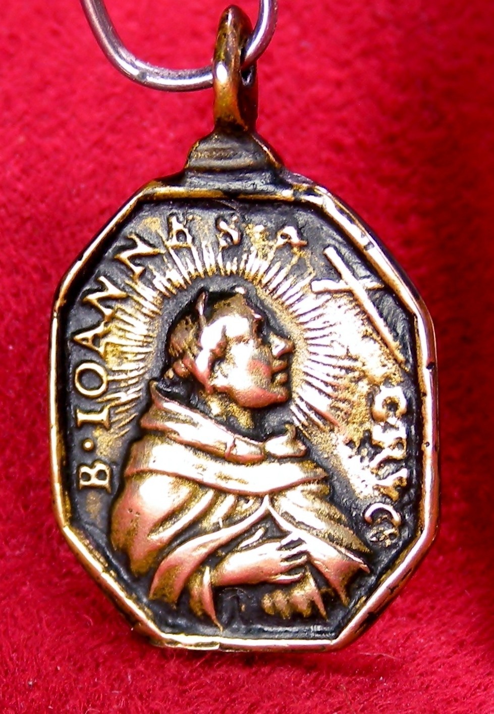 RARE ANTIQUE JOHN OF THE CROSS 1675 BEATIFICATION & TERESA OF AVILA ROSARY MEDAL