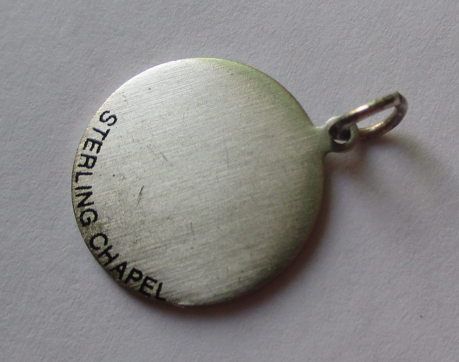 7/8in VINTAGE STERLING SILVER YELLOW ENAMEL SAINT CHRISTOPHER MEDAL PENDANT