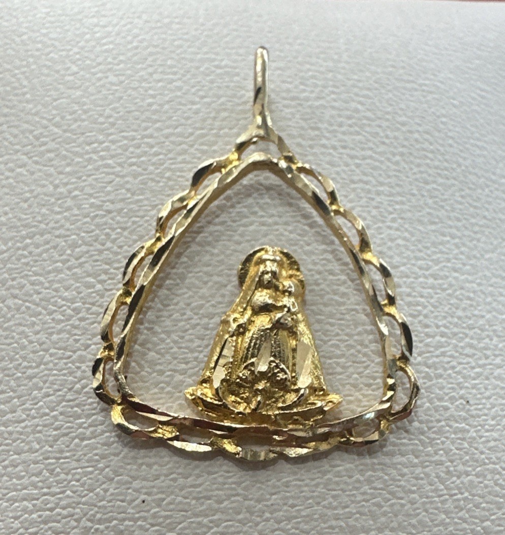10 Karat Yellow Gold Virgen de Regla “Our Lady of Regla” Medal