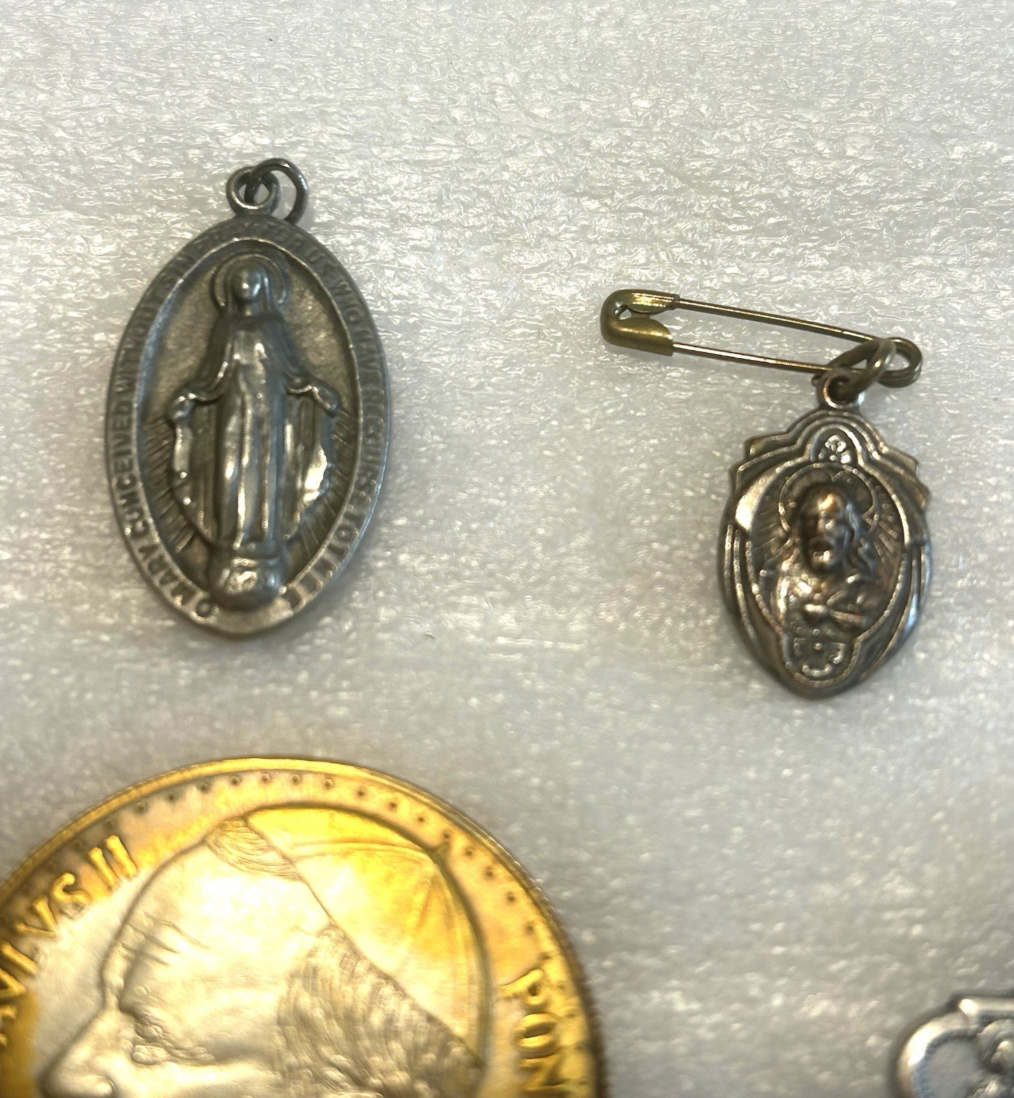 Lot Catholic Medals Vintage 4 Way 10 Pcs Italy Pope John Paul II Saint Michael