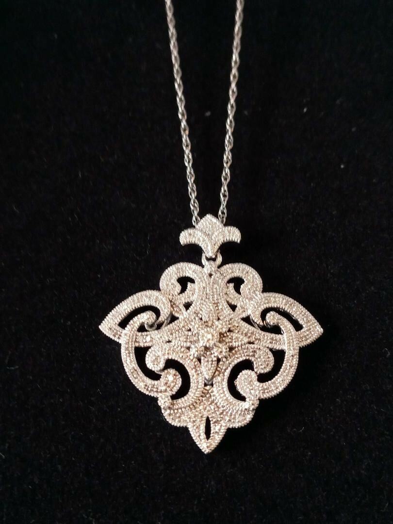 24 in. Sterling x 1mm wide loop chain w/ 1.0CTW Dia./Silver Pendant